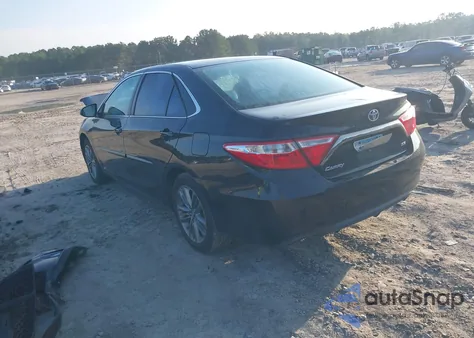 2017 Toyota Camry Se z USA, uszkodzony, nr VIN 4T1BF1FK1HU308378